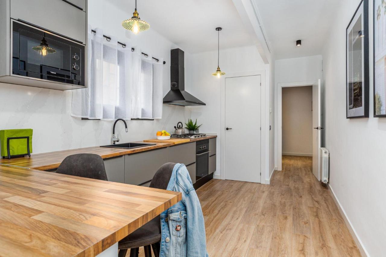 Apartamento Simply Stunning - Hidden Gem, Heart Of Poble Sec Barcelona Exterior foto